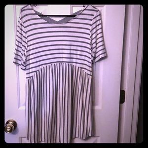Flowy striped maternity top